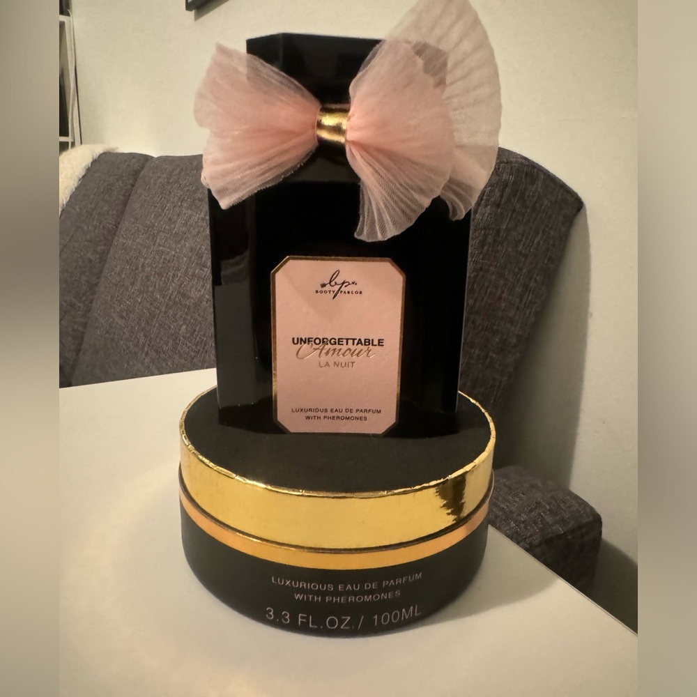 Booty Parlor Unforgettable Amour La Nuit Perfume Live Potion! - Picture 3 of 7